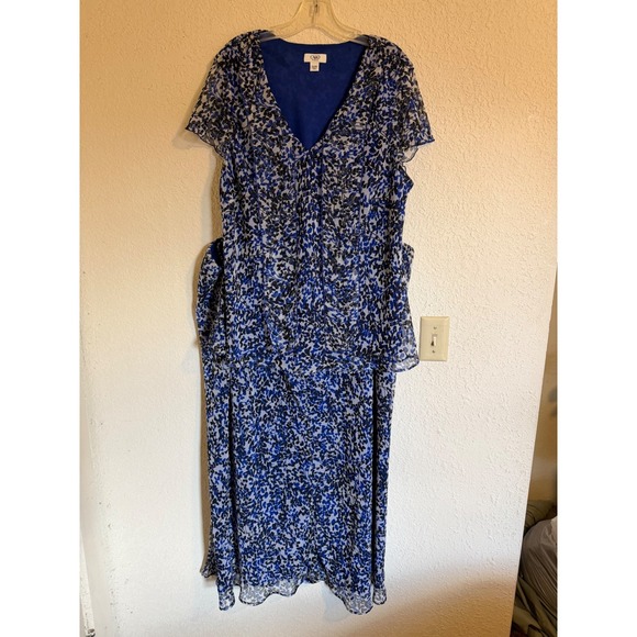 Cato Woman Dresses & Skirts - Cato Woman Blue Black Leaf Print Chiffon Blouse and Maxi Skirt Set 26/28W Plus